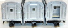 Load image into Gallery viewer, Lionel 6-21786 Anniversary Set Santa Fe F3 ABBA + 7 Aluminum Passenger Cars 2000 WOW
