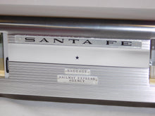 Load image into Gallery viewer, Lionel 6-21786 Anniversary Set Santa Fe F3 ABBA + 7 Aluminum Passenger Cars 2000 WOW

