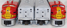 Load image into Gallery viewer, Lionel 6-21786 Anniversary Set Santa Fe F3 ABBA + 7 Aluminum Passenger Cars 2000 WOW
