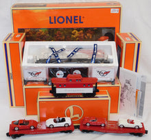Load image into Gallery viewer, Lionel 6-11984 Corvette Anniversary Train Set GP-7 Diesel +flats w/vettes C-9
