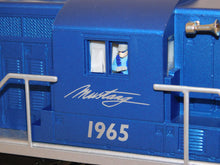 Load image into Gallery viewer, Lionel 6-21953 Ford Mustang Train Set GP-7 Diesel + flat cars w/ diff Mustangs &quot;1965&quot;
