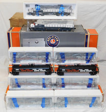 Load image into Gallery viewer, Lionel 6-31718 Southern Pacific Tank Train Oil Can GATX Tank Set 2 SD40T-2 + 8 tank cars
