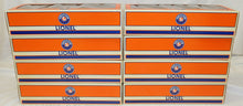 Load image into Gallery viewer, Lionel 6-31718 Southern Pacific Tank Train Oil Can GATX Tank Set 2 SD40T-2 + 8 tank cars
