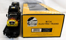 Load image into Gallery viewer, MTH 20-98530 Caterpillar Premier Flat Car w/ (2) COOL CAT Haulers 1/48 O #200662
