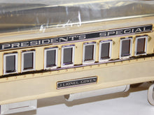 Load image into Gallery viewer, MTH 10-1126-1 Millennium GOLD Standard Gauge Presidential Passenger Set w/Engine
