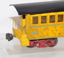 Load image into Gallery viewer, Thomas Industries Pioneer Days Passenger Coach 1869 smooth black roof O scale 2 rail
