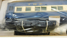 Load image into Gallery viewer, Lionel 6-39082 Blue Comet Passenger Heavyweight Set CNJ C-10 2 car Add On
