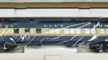 Load image into Gallery viewer, Lionel 6-39082 Blue Comet Passenger Heavyweight Set CNJ C-10 2 car Add On

