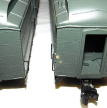 Load image into Gallery viewer, Lionel 6-15588 Southern Railroad Passenger Set 4 Heavyweight Cars Standard O 1/48
