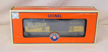 Load image into Gallery viewer, Lionel 6-Lionel Trains 6-39291 University of MICHIGAN Boxcar Wolverines HTF 2007 C-8 Hail
