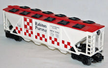 Load image into Gallery viewer, Lionel Trains 6-9262 Ralston Purina Quad Hopper w/12 opening hatches O Gauge 1975
