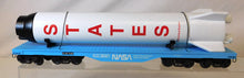 Load image into Gallery viewer, K-line K693-8011 NASA Flat Car w/ Rocket Stage Load USA Train Ogauge STATES 1/48
