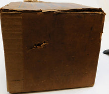 Load image into Gallery viewer, Lionel 1044 90 watt transformer Postwar whistle control Good Cord Serviced BOXED
