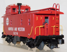 Load image into Gallery viewer, MTH 20-91017 Norfolk &amp; Western Steel Caboose 562748 Premier 1999 1/48 O scale N&amp;W
