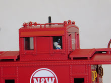 Load image into Gallery viewer, MTH 20-91017 Norfolk &amp; Western Steel Caboose 562748 Premier 1999 1/48 O scale N&amp;W
