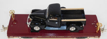 Load image into Gallery viewer, MTH 10-1148 Standard Gauge #234 Flat Car w/ Black Pick Up Truck Tinplate Traditions
