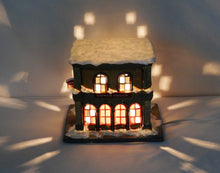 Load image into Gallery viewer, Enesco 846726 Gower&#39;s Drug Store It&#39;s A Wonderful Life Lighted village ser1 2of4
