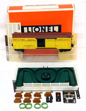 Load image into Gallery viewer, Lionel 6-9224 Operating Horse Car &amp; Corral Works Louisville Churchill BOXED C7
