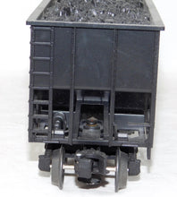 Load image into Gallery viewer, Lionel 6-17111 Reading three bay hopper w/ coal load black C-8 Standard O 1:48
