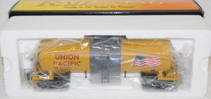 MTH 30-73331 Union Pacific Modern Tank Car US Flag Rail King 3 rail Yellow UP O