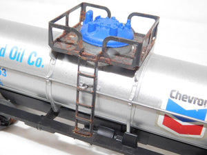 Lionel 9153 Chevron Standard Oil Co UTOX Tank Car Silver C6 1974-76 O gauge C-5