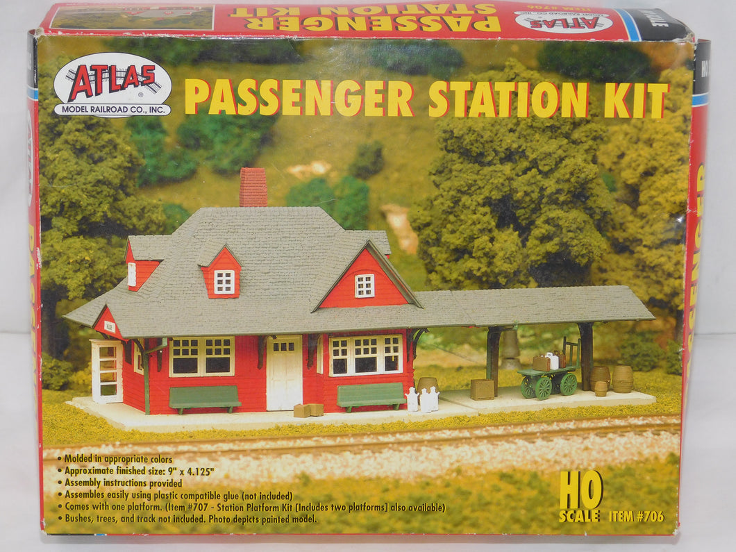 Atlas 706 Passenger Station and Platform Kit Railroad Train Building kit HO Scale 1/87