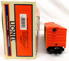 Load image into Gallery viewer, Lionel 6-26157 Ballyhoo Brothers Circus Bi-Level Stock Car Wild Animal Tranport

