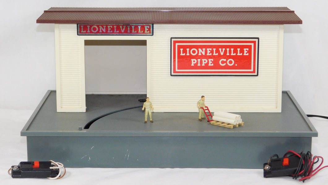 Lionel 6-12798 Lionelville Pipe Company Warehouse Oprtng Forklift Loader Station