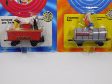 Load image into Gallery viewer, Ertl 1989 Looney Tunes Die Cast Metal train C-10 ALL SIX cars Bug Bunny Daffy
