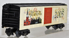 Load image into Gallery viewer, MTH 30-74258 HAPPY NEW YEAR 2006 Chicago Boxcar Holiday Train O / 027 C-8
