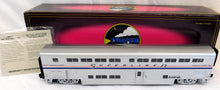 Load image into Gallery viewer, MTH Premier 20-6542 Amtrak 5 Stripe Phase IV  70&#39; Superliner Transitional Sleeper Step Crack
