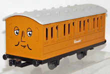 Load image into Gallery viewer, Lionel 6-15118 Thomas Tank Clarabel Passenger Rail Car 1997 O Gauge Train Coach
