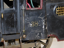 Load image into Gallery viewer, Lionel #38 Standard Gauge engine 0-4-0 Black 1913-20s Runs Reverses &amp; Lights Pre
