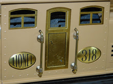 Load image into Gallery viewer, Lionel 318 Standard Gauge engine 0-4-0 State Brown 1924-32 Runs Reverses Lights
