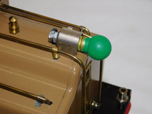 Load image into Gallery viewer, Lionel 318 Standard Gauge engine 0-4-0 State Brown 1924-32 Runs Reverses Lights
