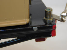 Load image into Gallery viewer, Lionel 318 Standard Gauge engine 0-4-0 State Brown 1924-32 Runs Reverses Lights
