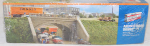 Walthers 933-3196 HO Scale Arched Road Bridge 1/87 SEALED C-10 Cornerstone