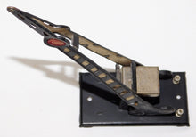 Load image into Gallery viewer, Lionel #077 Operating Crossing Gate Prewar tinplate automatic 1923-29 Works Stop
