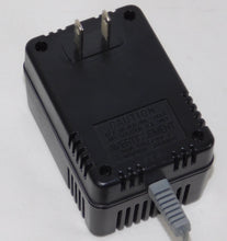 Load image into Gallery viewer, Bachmann 44213 G HO N Power Pack transformer speed controller 1 amp w/ ON/OFF
