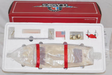 Load image into Gallery viewer, Lionel 6-13802 Classics Runabout Speed Boat Wind Up Remake of #45 Prewar 17&quot; C-10
