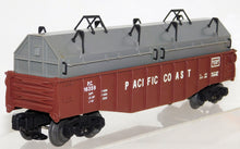 Load image into Gallery viewer, Lionel 6-16359 Pacific Coast Railroad gondola w/ removable Coil Covers uncatalo
