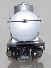 Load image into Gallery viewer, American Flyer 926 GULF OIL Triple Dome Tank Car S gauge GATX 33648 DieCast base
