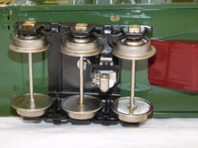 Load image into Gallery viewer, Lionel Classics 13102 13403 13407 1-381E State Passenger Set Standard Gauge engine+ 4 cars
