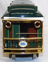 Load image into Gallery viewer, Lionel Classics 13102 13403 13407 1-381E State Passenger Set Standard Gauge engine+ 4 cars
