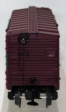 Load image into Gallery viewer, Lionel 6-52086 TTOS Pacific Great Eastern 6464 series Box Car #6464-1972 1996
