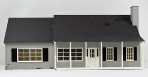 Lionel 6-34113 Large Suburban Home 2 story O gauge house lighted Lionelville gray