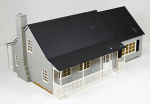 Lionel 6-34113 Large Suburban Home 2 story O gauge house lighted Lionelville gray