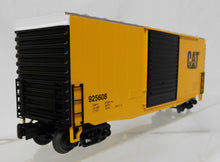 Load image into Gallery viewer, MTH 30-74574 Caterpillar 40' Hi Cube Boxcar Car CAT C-89 Boxed Rail King #925608 O
