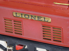 Load image into Gallery viewer, Lionel 253 Maroon PREWAR New Haven Type Electric Beautiful Restoration Runs Rvrs
