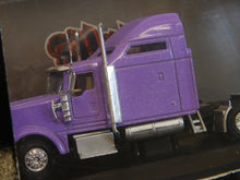 Load image into Gallery viewer, Malibu International Kenworth T-600 Metallic light Purple Rig 1/87 HO Scale w/display case
